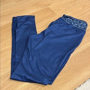 Krimson Klover Sarah Blue Leggings with Star Pattern like new - never worn